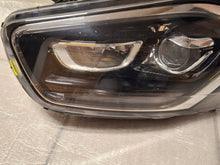 Laden Sie das Bild in den Galerie-Viewer, Frontscheinwerfer Ford Transit Custom JK21-13D153-BJ Links Headlight SCH5600378128ht