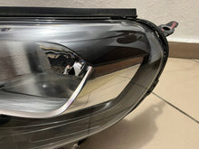 Load image into Gallery viewer, Frontscheinwerfer Citroën Jumpy Zafira C Vivaro 9808567780 Links Headlight