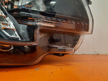 Laden Sie das Bild in den Galerie-Viewer, Frontscheinwerfer Peugeot Rifter 90146218 Rechts Scheinwerfer Headlight SCH9845840425tv