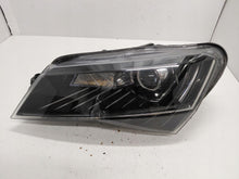 Laden Sie das Bild in den Galerie-Viewer, Frontscheinwerfer Skoda Superb III 3V1941015 Links Scheinwerfer Headlight SCH6395706894xq