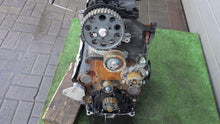 Laden Sie das Bild in den Galerie-Viewer, Motor Audi A4 B9 DEU 2.0 TDI 96TKm Diesel Engine Unkomplett
