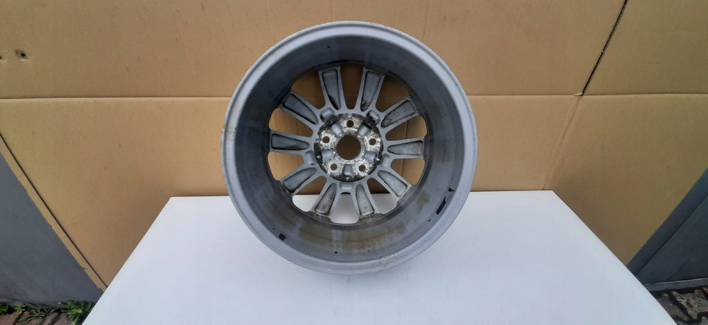 1x Alufelge 17 Zoll 7.0" 5x112 33ET Glanz Silber 1K8601025 VW Scirocco Rim Wheel