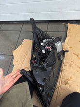 Load image into Gallery viewer, Frontscheinwerfer Opel Signum Vectra C 13170938 Xenon Rechts Headlight SCH8707076781md