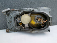 Laden Sie das Bild in den Galerie-Viewer, Frontscheinwerfer Mercedes-Benz W123 Rechts Scheinwerfer Headlight