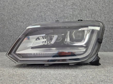 Laden Sie das Bild in den Galerie-Viewer, Frontscheinwerfer VW Amarok 2H3941031B 2H3941018B LED Ein Satz Headlight SCH3340722247he