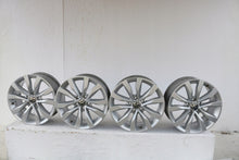 Load image into Gallery viewer, 1x Alufelge 17 Zoll 7.0&quot; 5x112 43ET Matt Silber 5C0601025F VW Passat B7 Beetle