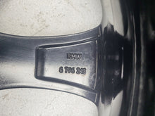 Laden Sie das Bild in den Galerie-Viewer, 1x Alufelge 17 Zoll 7.5&quot; 5x120 37ET 6796243 BMW F36 3 F30 F32 F31 F33 Rim Wheel