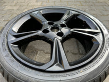 Load image into Gallery viewer, 1x Alufelge 17 Zoll 7.0" 4x108 38ET Glanz Schwarz 39182183 Opel Corsa F FEL9531857037bd