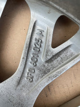 Laden Sie das Bild in den Galerie-Viewer, 1x Alufelge 16 Zoll 6.5&quot; 5x100 47ET 6F0601025M Seat Ibiza Rim Wheel