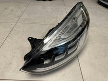 Load image into Gallery viewer, Frontscheinwerfer Renault Clio IV 260605046R LED Links Scheinwerfer Headlight