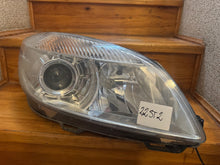 Laden Sie das Bild in den Galerie-Viewer, Frontscheinwerfer Skoda Fabia II Rechts Scheinwerfer Headlight