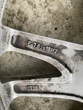 Load image into Gallery viewer, 1x Alufelge 18 Zoll 7.0" 5x112 38ET Glanz Silber 4G9071498 Audi A6 C7 Rim Wheel FEL8834113735jv