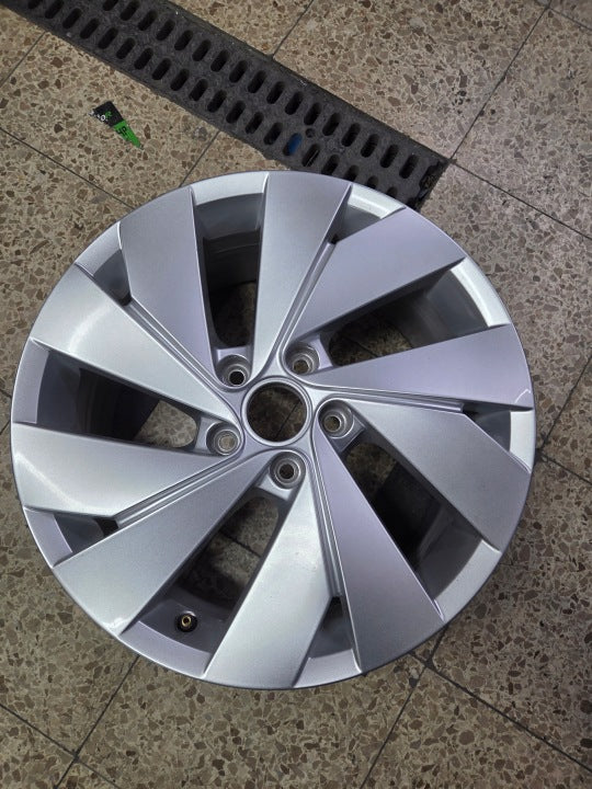 1x Alufelge 17 Zoll 7.5" 5x112 51ET 5H0601025C VW Golf VIII I Rim Wheel FEL6789785951tt