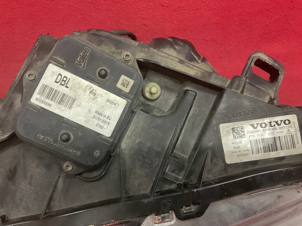Frontscheinwerfer Volvo S60 V60 31420261 Xenon Links Scheinwerfer Headlight SCH3550669807st