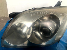 Laden Sie das Bild in den Galerie-Viewer, Frontscheinwerfer Toyota Avensis 399086 Links Scheinwerfer Headlight SCH5606770532cx