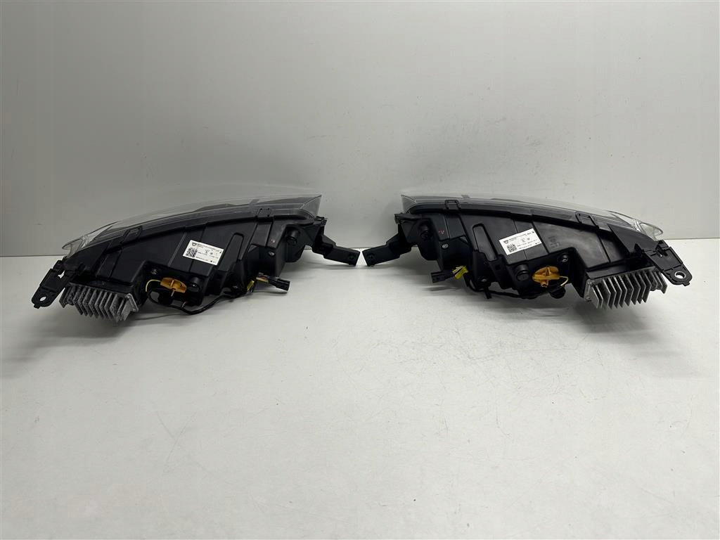 Frontscheinwerfer Dacia Spring 266052417R 266008993R LED Rechts oder Links