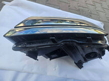 Laden Sie das Bild in den Galerie-Viewer, Frontscheinwerfer VW Tiguan 030110123500 5NB941081A Vorderseite Headlight SCH2148152484hx