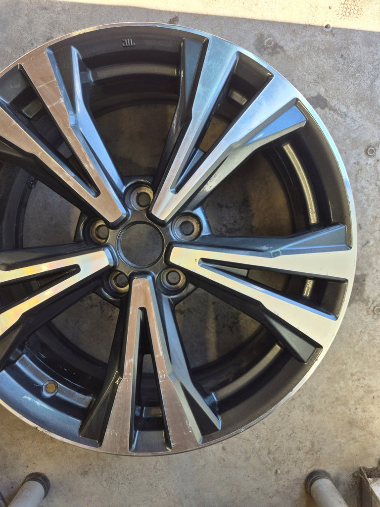 1x Alufelge 18 Zoll 7.0" 5x114.3 40ET HV03BMB94 Nissan Qashqai I Rim Wheel FEL7897078896ds