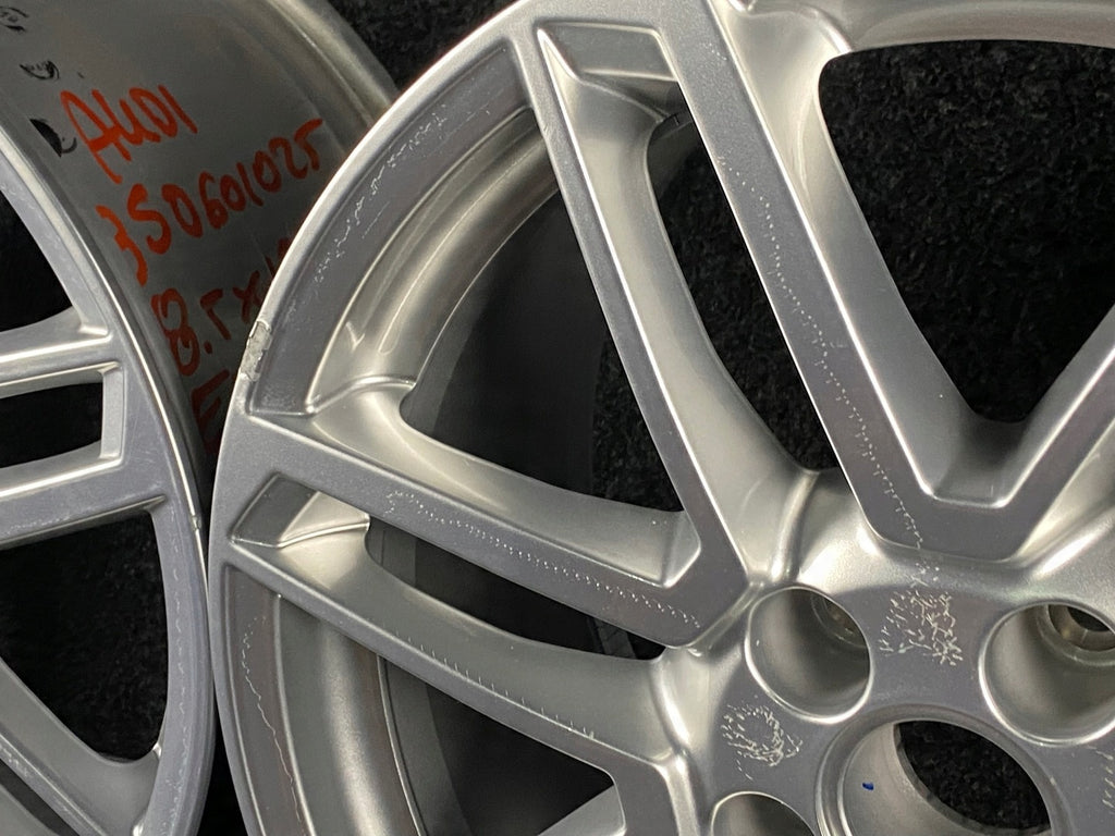 1x Alufelge 18 Zoll 8.5" 5x112 50ET Glanz Silber 8S0601025M Audi Tt Rim Wheel