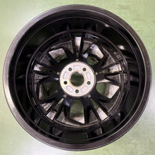 Laden Sie das Bild in den Galerie-Viewer, 1x Alufelge 18 Zoll 7.5" 5x108 50 5ET Glanz Schwarz 32327081 Volvo Rim Wheel FEL1192226211xi