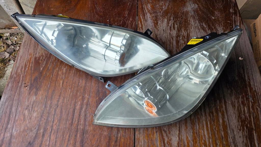 Frontscheinwerfer Mitsubishi Colt I MR957354 8301A283 Ein Satz Headlight SCH6868560926zp