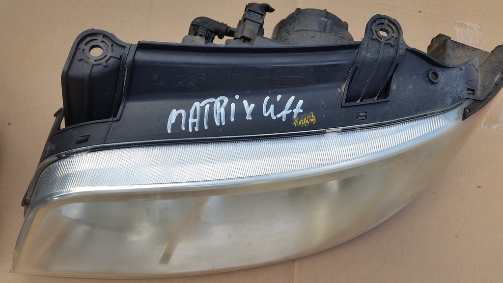 Frontscheinwerfer Hyundai Matrix 92102-17630 Halogen Rechts Headlight