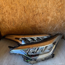 Laden Sie das Bild in den Galerie-Viewer, Frontscheinwerfer Toyota Chr C-Hr 81110-F4180-00 81150-F4180-00 LED Ein Satz