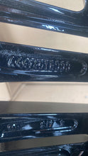 Load image into Gallery viewer, 1x Alufelge 19 Zoll 8.0" 5x112 52ET A4474018000 Mercedes-Benz Vito W447 FEL2067448683mh