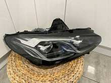 Laden Sie das Bild in den Galerie-Viewer, Frontscheinwerfer BMW 2 Active Tourer U06 5A4224707 LED Rechts oder Links SCH2220068615qs