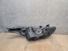 Laden Sie das Bild in den Galerie-Viewer, Frontscheinwerfer Hyundai I30 012-016 Halogen Links Scheinwerfer Headlight