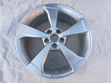 Load image into Gallery viewer, 1x Alufelge 19 Zoll 8.0" 5x112 49ET Glanz 8V0601025ES Audi A3 Rim Wheel FEL2610685551vs