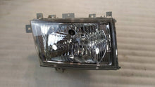 Laden Sie das Bild in den Galerie-Viewer, Frontscheinwerfer Mitsubishi 9922680008 Rechts Scheinwerfer Headlight