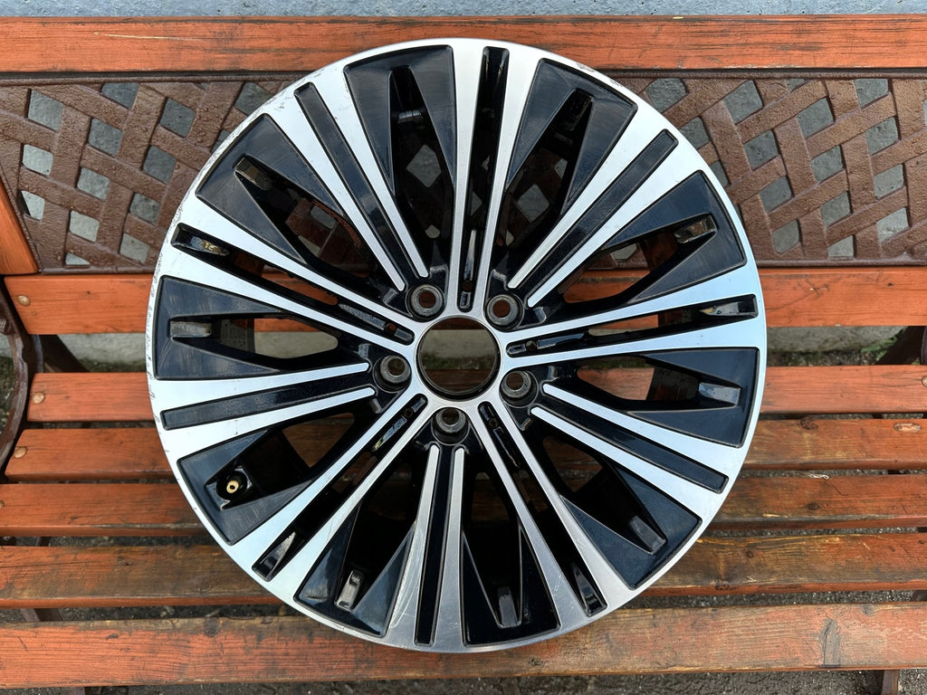 1x Alufelge 18 Zoll 7.5" 5x112 49ET Glanz Schwarz A1774013300 Mercedes-Benz W177