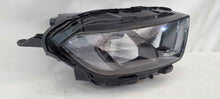 Laden Sie das Bild in den Galerie-Viewer, Frontscheinwerfer Ford Ecosport GN15-13D154-HE LED Rechts Scheinwerfer Headlight