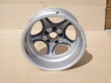 Laden Sie das Bild in den Galerie-Viewer, 1x Alufelge 16 Zoll 7.0" 5x130 55ET 99336211400 Porsche 911 993 Rim Wheel FEL7287977536ek