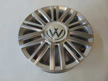 Load image into Gallery viewer, 1x Alufelge 15 Zoll 5.5" 4x100 41ET Glanz Silber 1S0601025CD VW Up Rim Wheel FEL3738286678cv