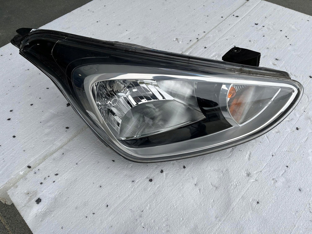 Frontscheinwerfer Hyundai I10 92102-B9000 Rechts Scheinwerfer Headlight