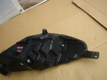 Laden Sie das Bild in den Galerie-Viewer, Frontscheinwerfer Ford Fiesta Full LED Ein Stück (Rechts oder Links) Headlight SCH3052776844au