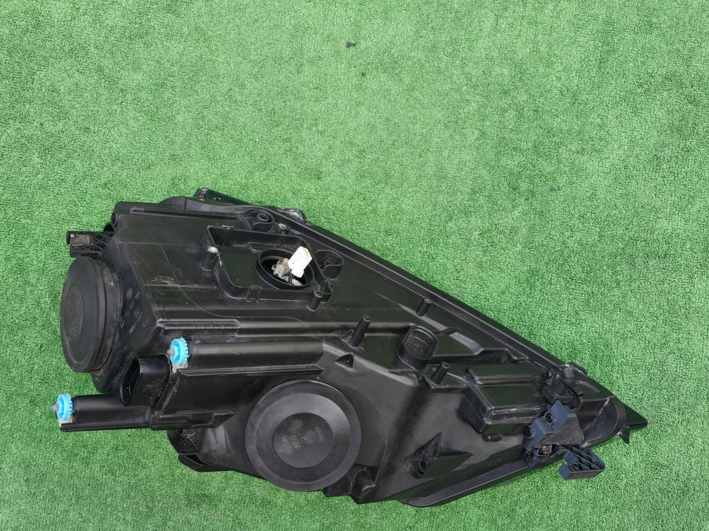 Frontscheinwerfer Audi A3 8P0941004 LED Rechts Scheinwerfer Headlight