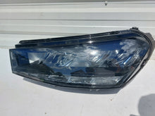 Laden Sie das Bild in den Galerie-Viewer, Frontscheinwerfer Skoda Fabia IV 6VB941015 LED Links Scheinwerfer Headlight SCH9436171484ir