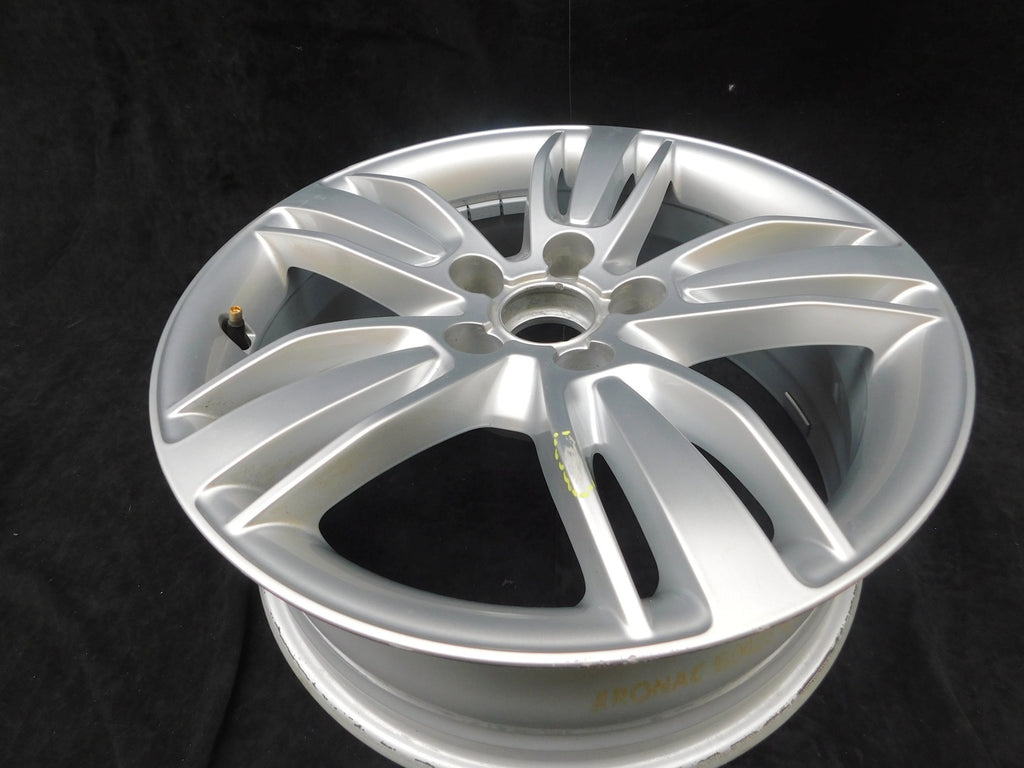 1x Alufelge 17 Zoll 6.5" 5x112 33ET Glanz Silber 8U0601025E Audi Q3 Rim Wheel