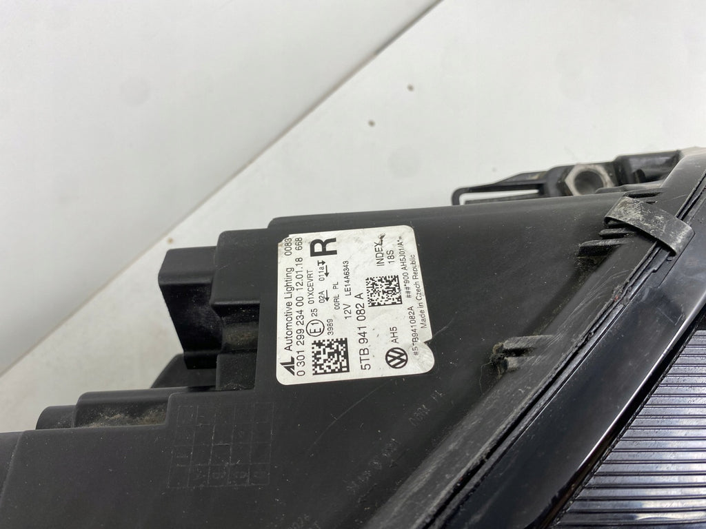 Frontscheinwerfer VW Touran 5TB941082A LED Rechts Scheinwerfer Headlight
