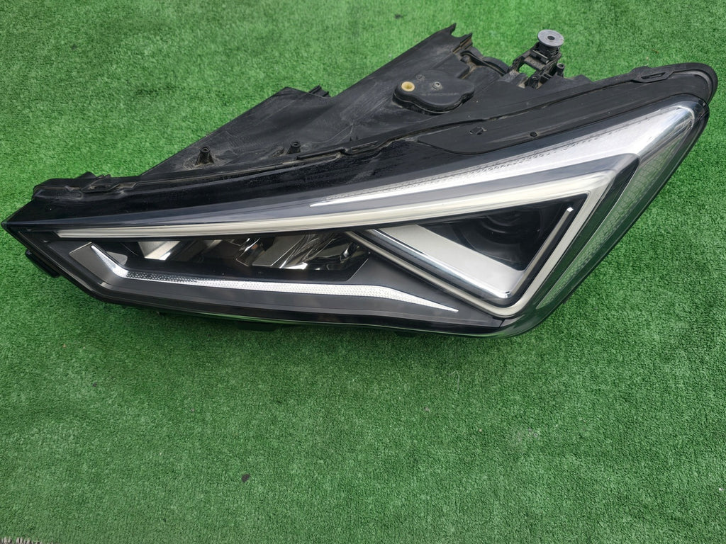 Frontscheinwerfer Seat Tarraco 5FJ941007H Full LED Ein Stück (Rechts oder Links)
