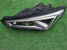 Laden Sie das Bild in den Galerie-Viewer, Frontscheinwerfer Seat Tarraco 5FJ941007H Full LED Ein Stück (Rechts oder Links)