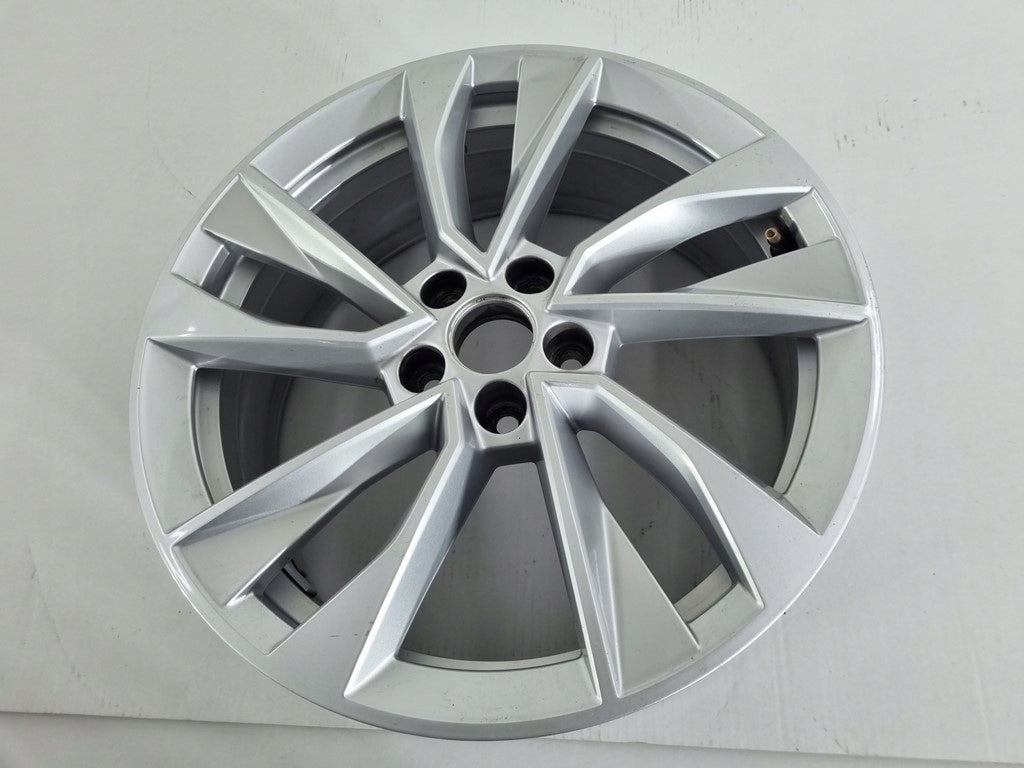 1x Alufelge 17 Zoll 6.5" 5x100 40ET Glanz Silber 657601025AK Skoda Scala Kamiq I FEL6471751590bh