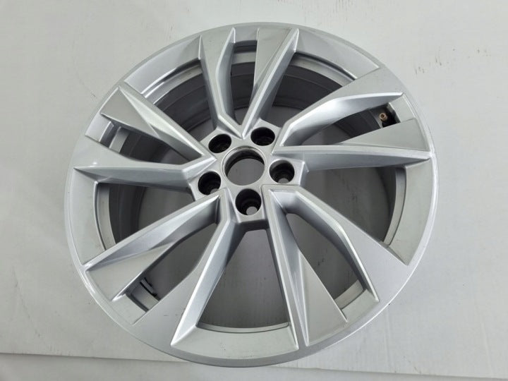1x Alufelge 17 Zoll 6.5" 5x100 40ET Glanz Silber 657601025AK Skoda Scala Kamiq I FEL6471751590bh