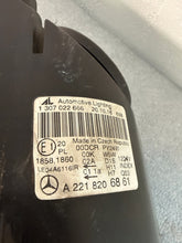 Laden Sie das Bild in den Galerie-Viewer, Frontscheinwerfer Mercedes-Benz W221 1307022666 Rechts Scheinwerfer Headlight SCH7231241966vq