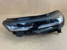 Laden Sie das Bild in den Galerie-Viewer, Frontscheinwerfer Renault Captur II 260604753R Full LED Links Headlight SCH6380215408aa
