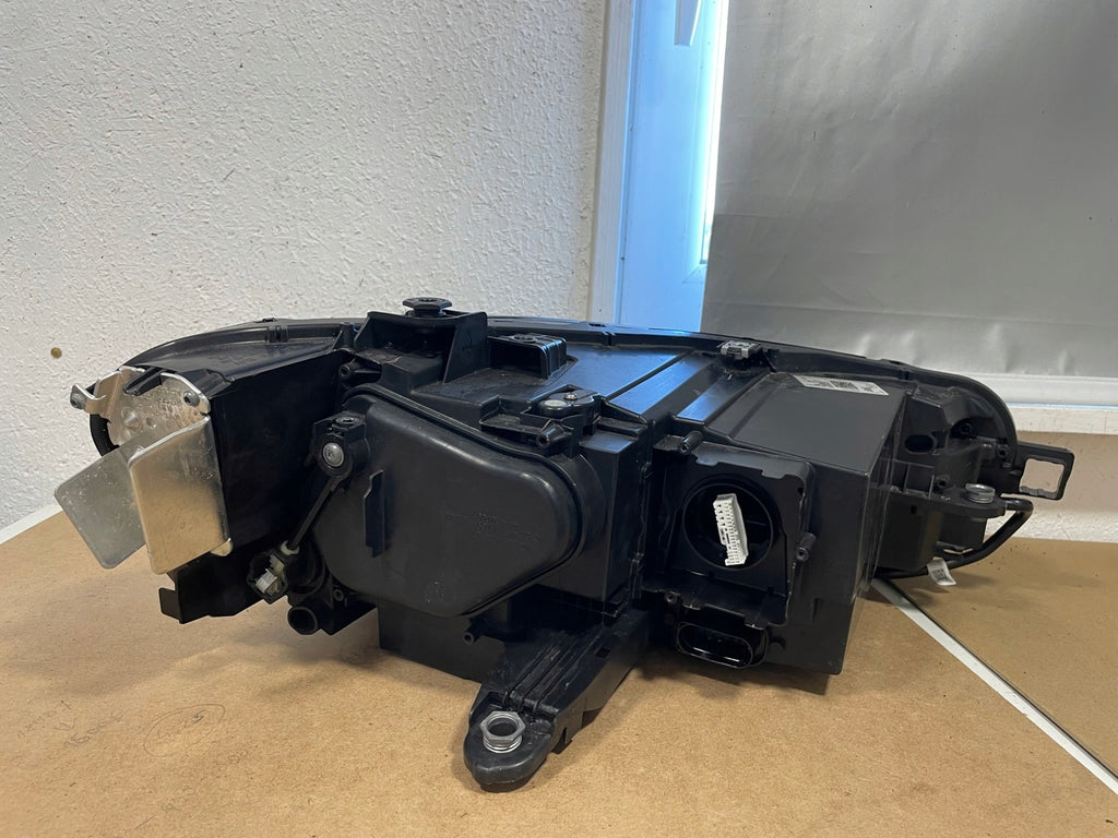 Frontscheinwerfer VW Passat 3J1941005 Full LED Ein Stück (Rechts oder Links) SCH3380886898in