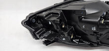 Load image into Gallery viewer, Frontscheinwerfer Toyota Yaris Links Scheinwerfer Headlight